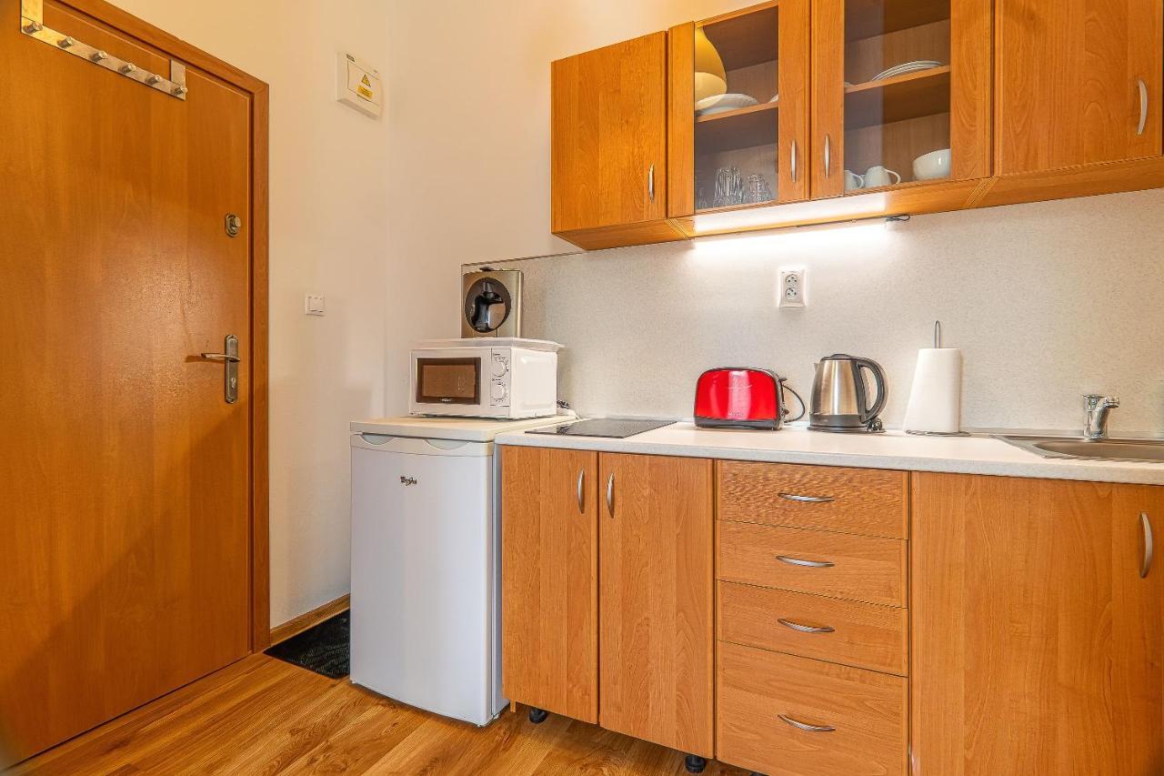 Jonas Apartments - Great Location Near Bratislava City Center 外观 照片