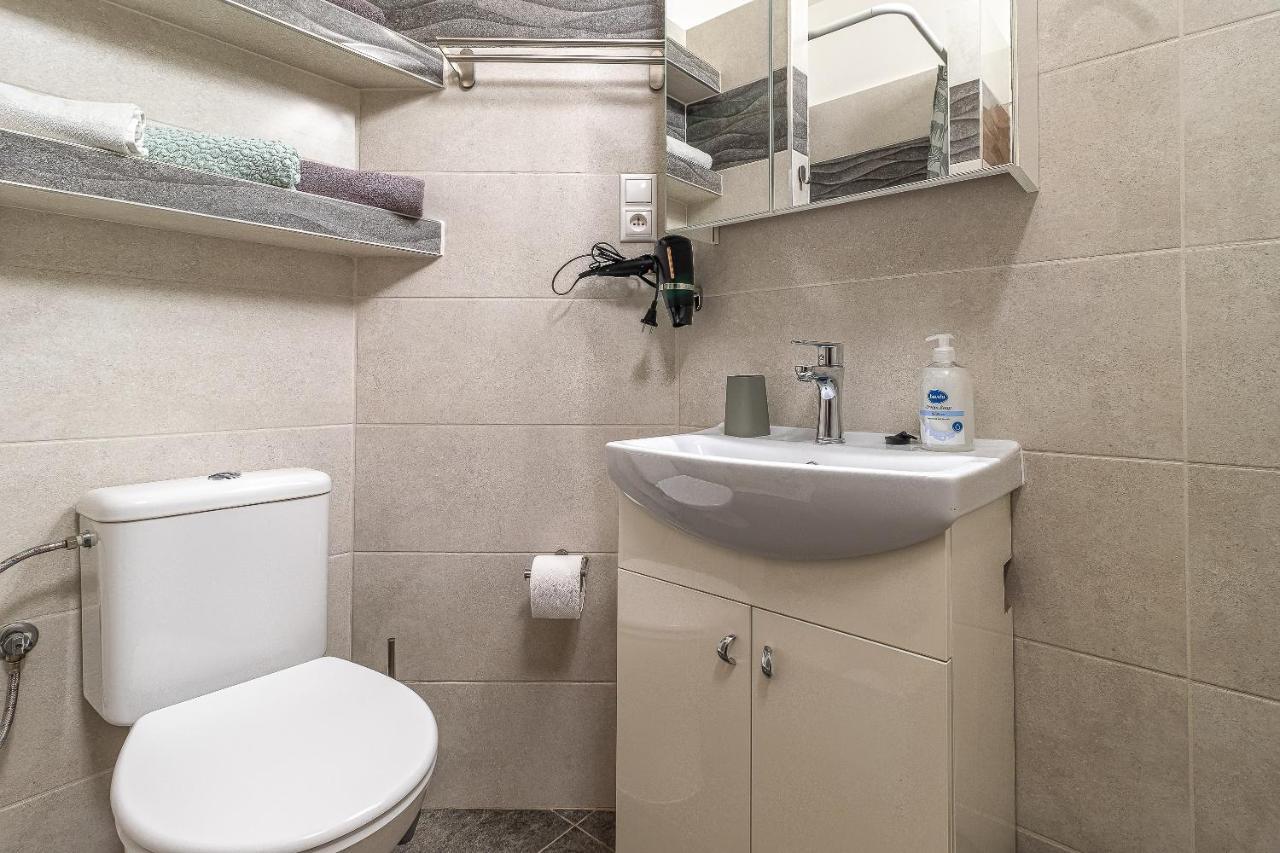 Jonas Apartments - Great Location Near Bratislava City Center 外观 照片