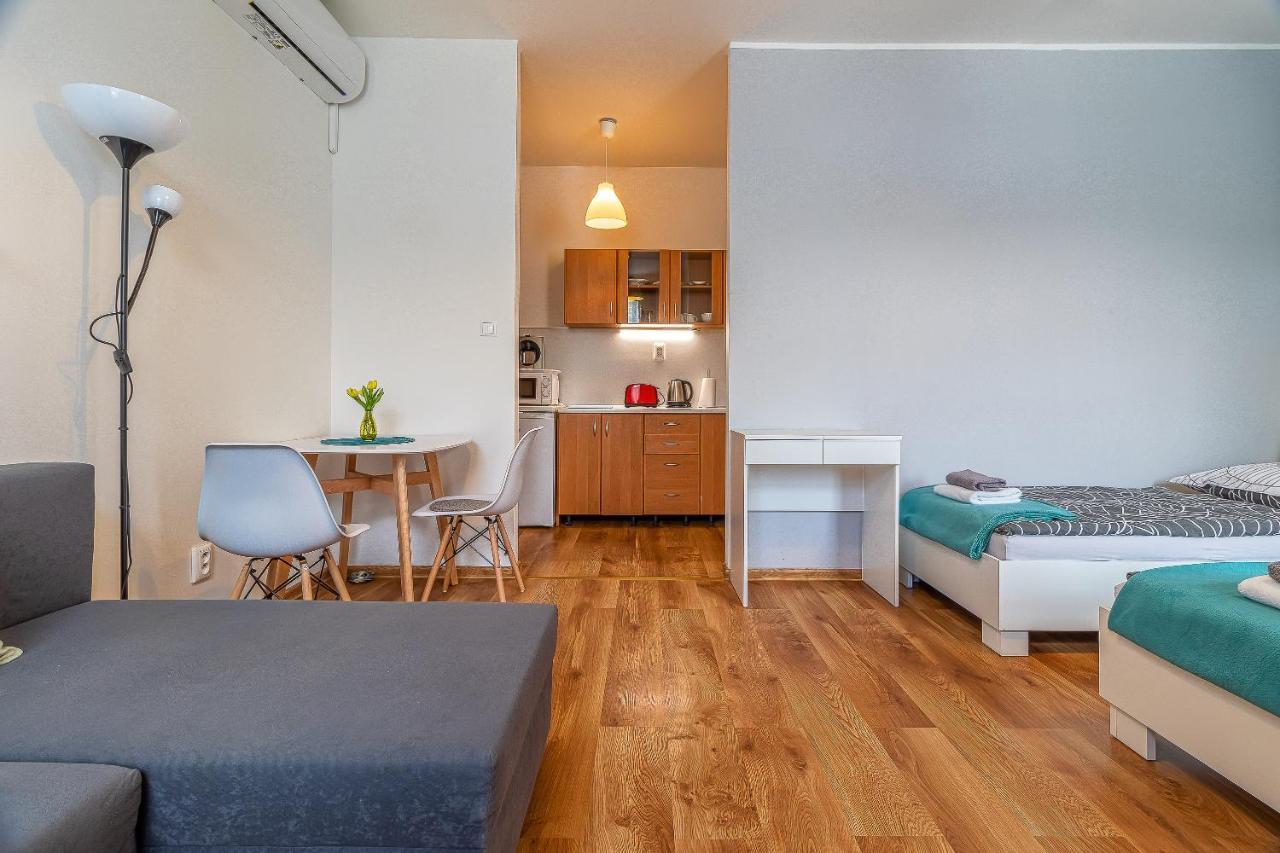 Jonas Apartments - Great Location Near Bratislava City Center 外观 照片